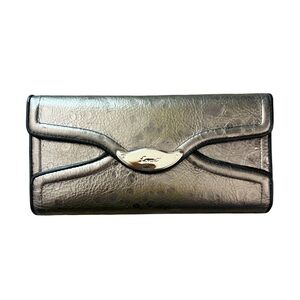 Lovecat Elegant Silver metallic Clutch Wallet